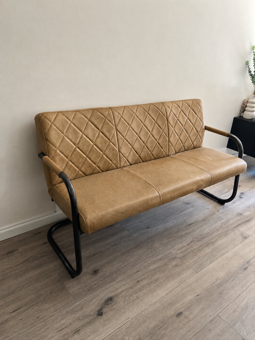 Indistriele Eetkamerbank van buffalo leer, Ophalen, Gebruikt, Minder dan 75 cm, 150 tot 200 cm