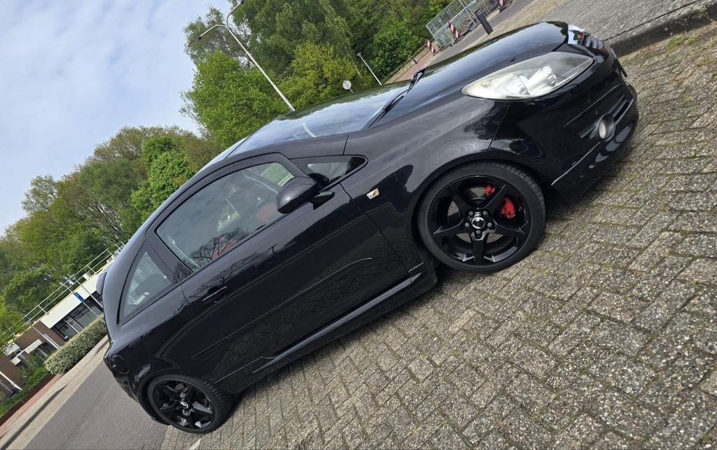 Opel Corsa 1.6 GSI Turbo 3D 2008 Zwart, Auto's, 4 cilinders, 150 pk, Zwart, Handgeschakeld