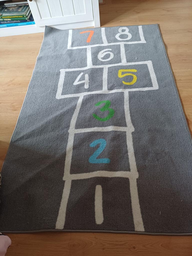 Hink stap sprong kleed, Ophalen