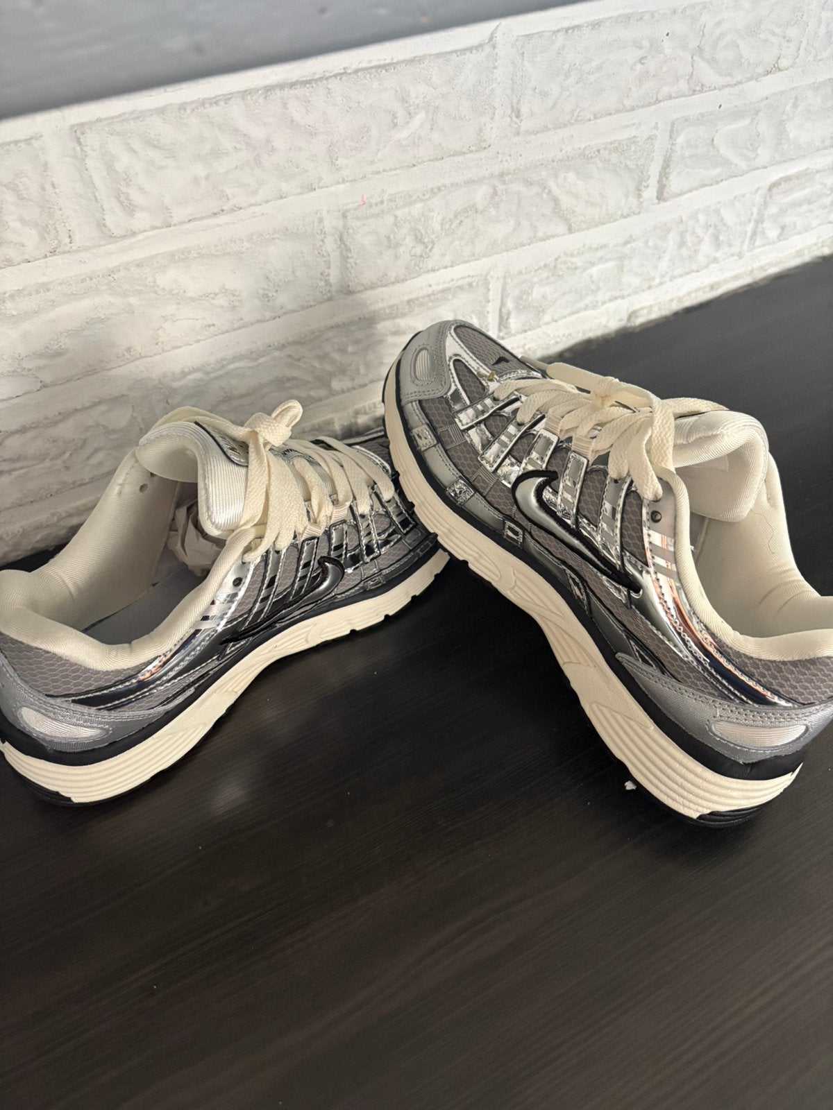 nike p6000, Dieren en Toebehoren, Hagedis, 0 tot 2 jaar