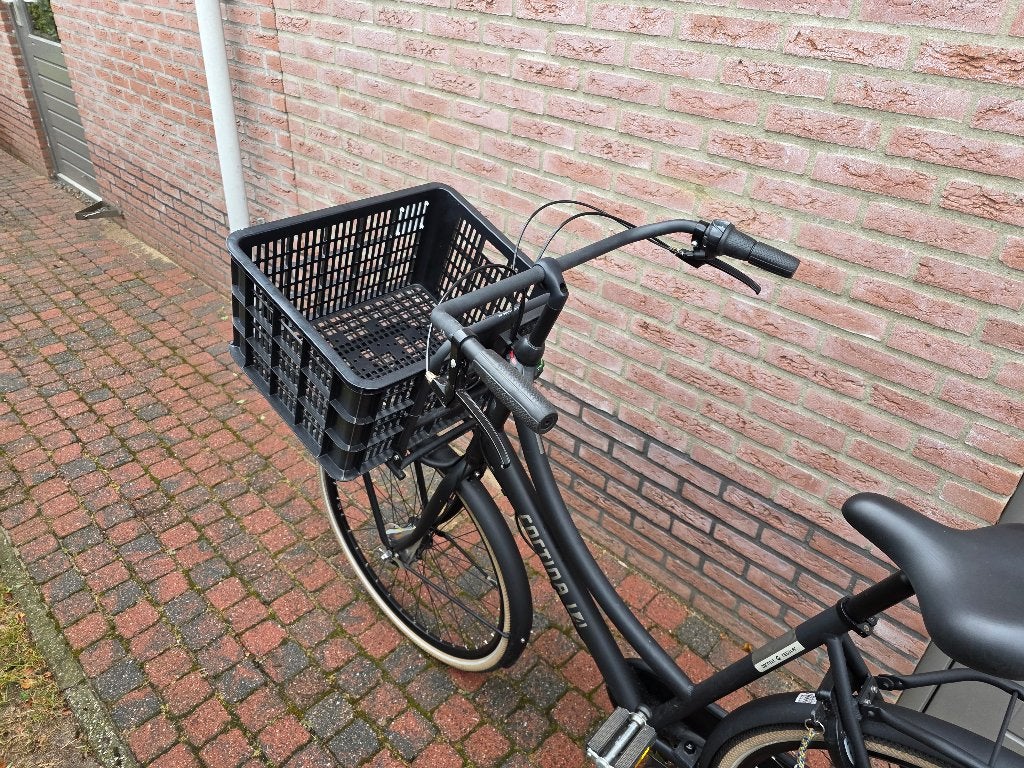 fiets Cortina U4 D57 N7 jet black matt met krat Basil, Versnellingen, 56 cm of meer, Zo goed als nieuw, Trommelrem