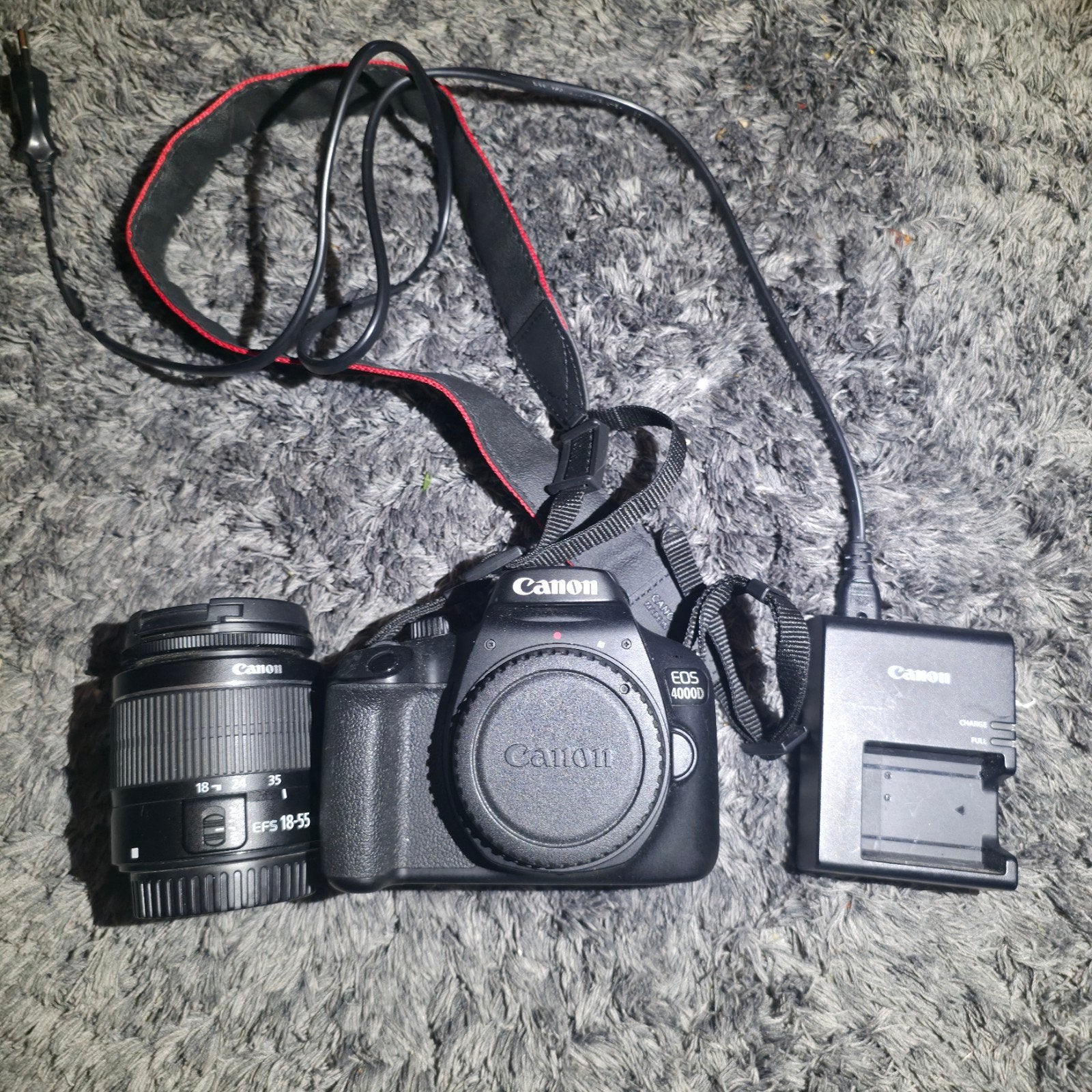 Canon EOS 4000D Kit met EF-S 18-55mm lens en 32GB SD-kaart, Ophalen, Spiegelreflex, Geheugenkaart, Canon