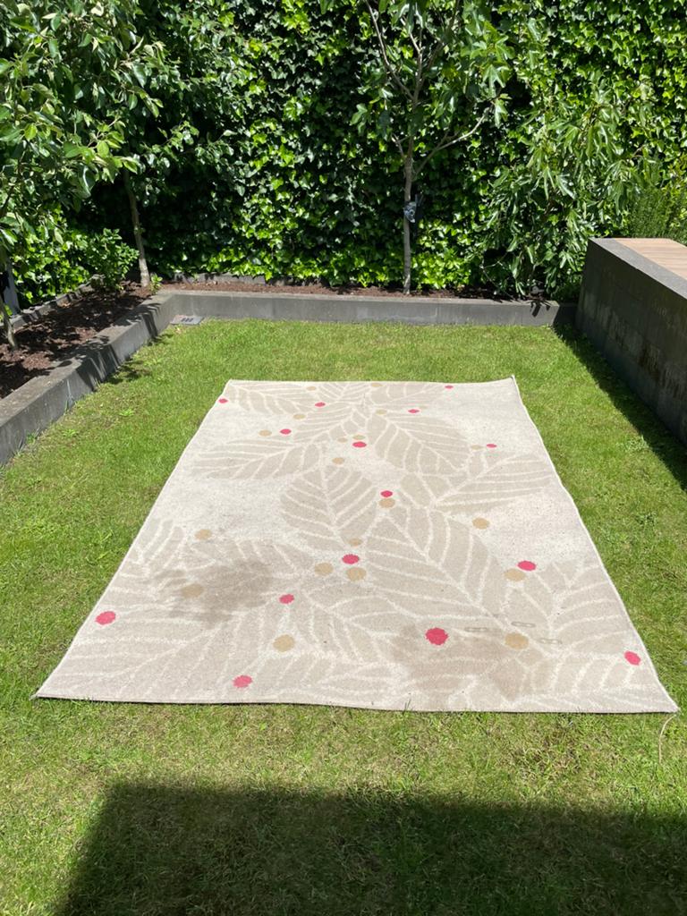 Tapijt - 235 x 160cm - Gratis, Huis en Inrichting, Stoffering | Tapijten en Kleden, Ophalen, Gebruikt, 150 tot 200 cm, 200 cm of meer