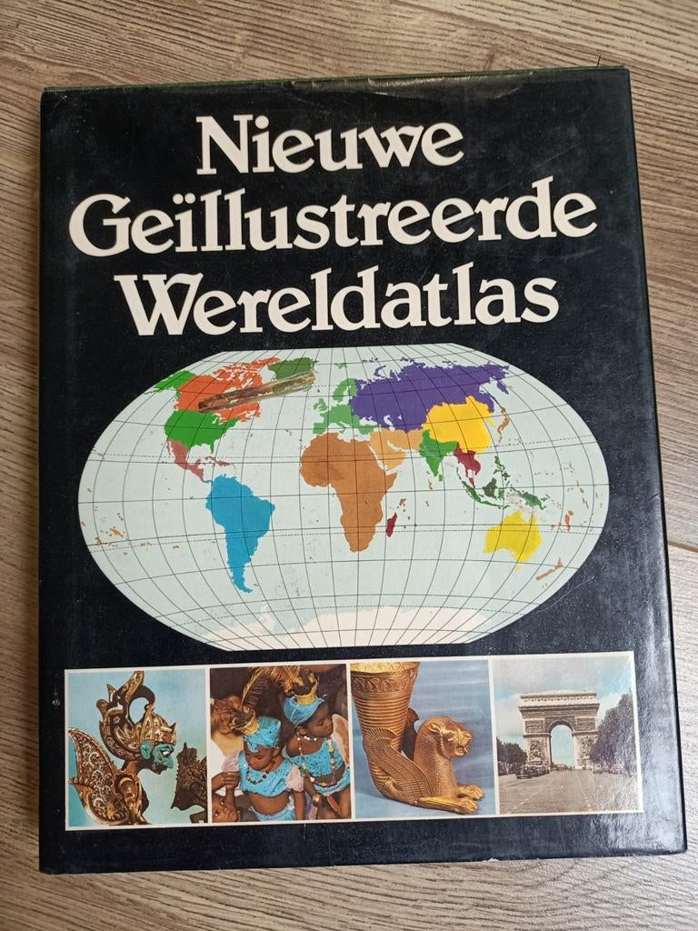 Nieuwe Geïllustreerde Wereldatlas, Ophalen of Verzenden