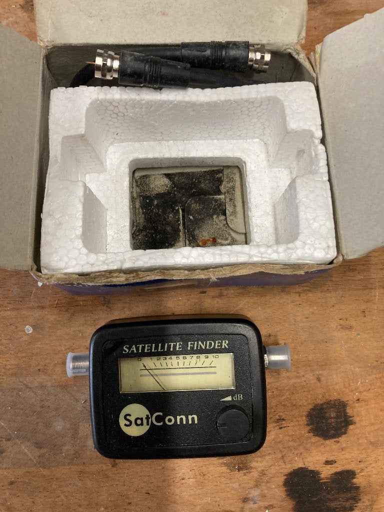 Satconn SC 100 Satfinder satelliet signaal finder, Ophalen of Verzenden, Zo goed als nieuw, (Schotel)antenne-accessoires, Overige merken