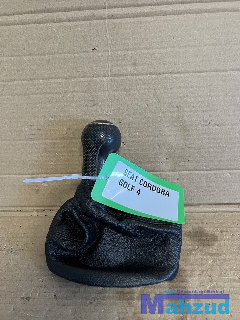 SEAT CORDOBA Pookhoes 1992-2004, Auto-onderdelen, Gebruikt, Autovia A-2, Km 585 585
08760  Martorell, ES, Ophalen of Verzenden