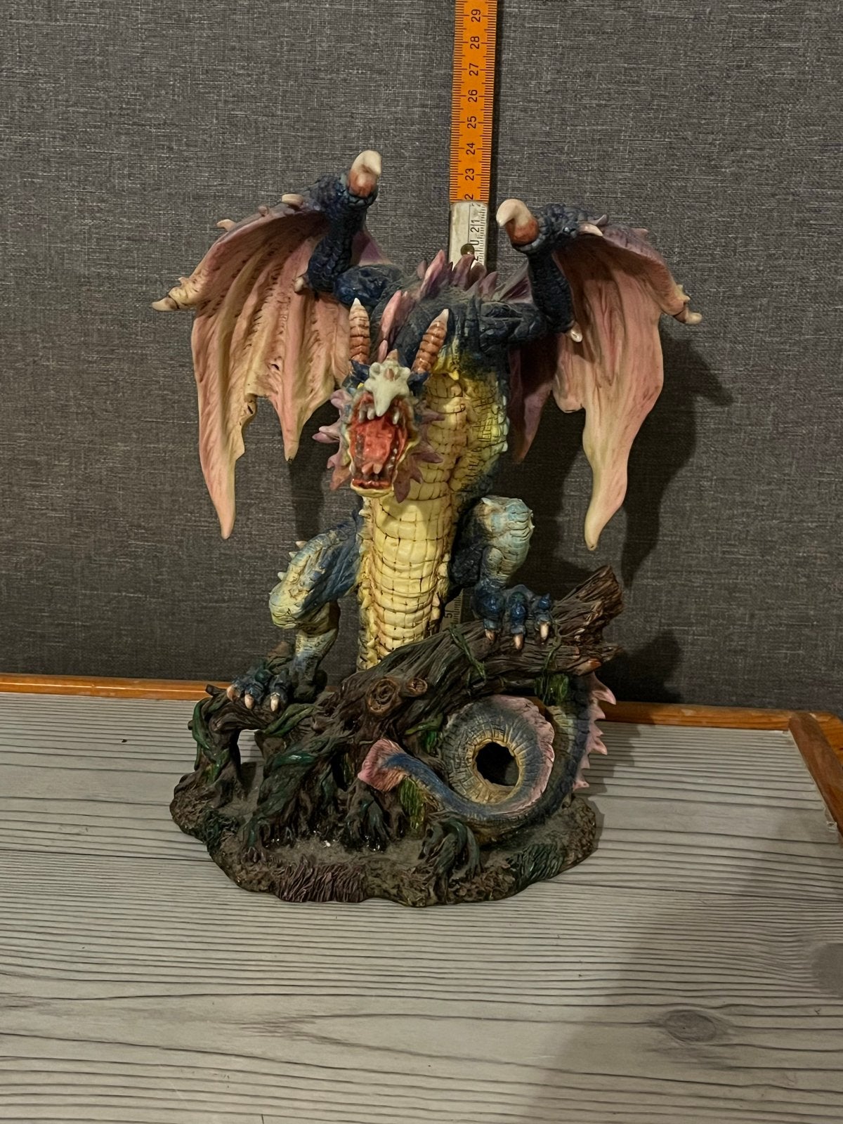 Gedetailleerd Drakenbeeldje - Fantasy Decoratie, Verzamelen, Ophalen, Zo goed als nieuw, Fantasy