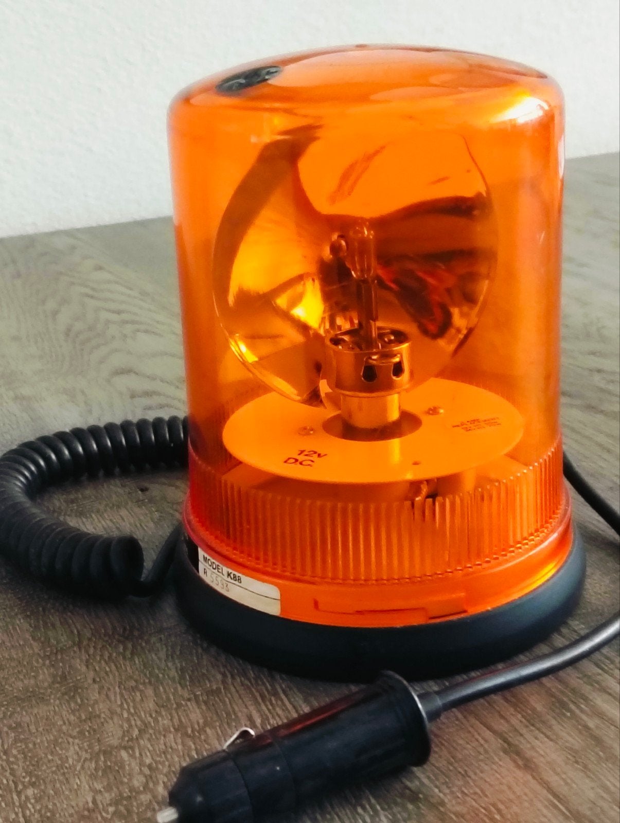 Moflash K88 12V DC Oranje Zwaailamp/licht  met Magneetvoet, Ophalen of Verzenden, Zo goed als nieuw