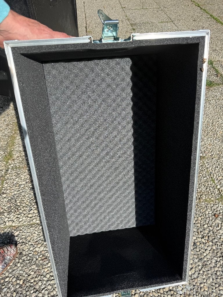 Foto 7 van ALS NIEUW: Ampeg SVT Heritage Bass Head met Flightcase