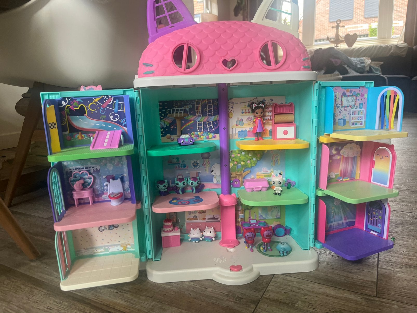 Gabby’s poppenhuis compleet, Ophalen of Verzenden, Zo goed als nieuw, Poppenhuis