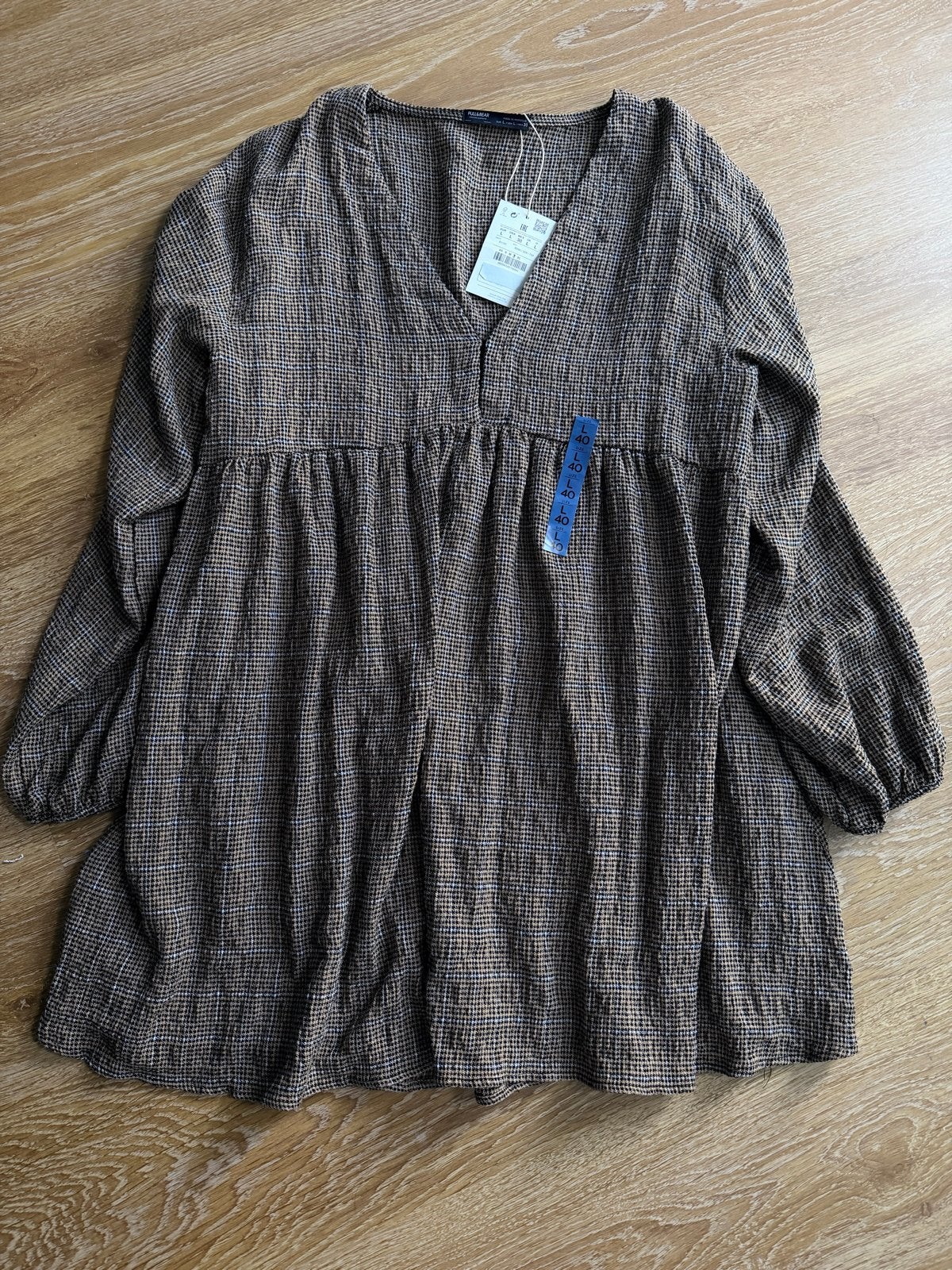 Pull & Bear Bruine Jurk - Maat L, Kleding | Dames, Verzenden, Nieuw, Maat 42/44 (L), Bruin