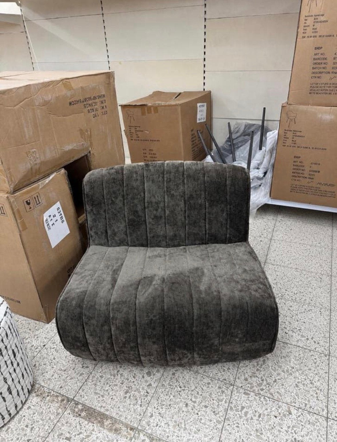 Love Seat - bruin, Ophalen, Nieuw, Tweepersoons, Minder dan 150 cm