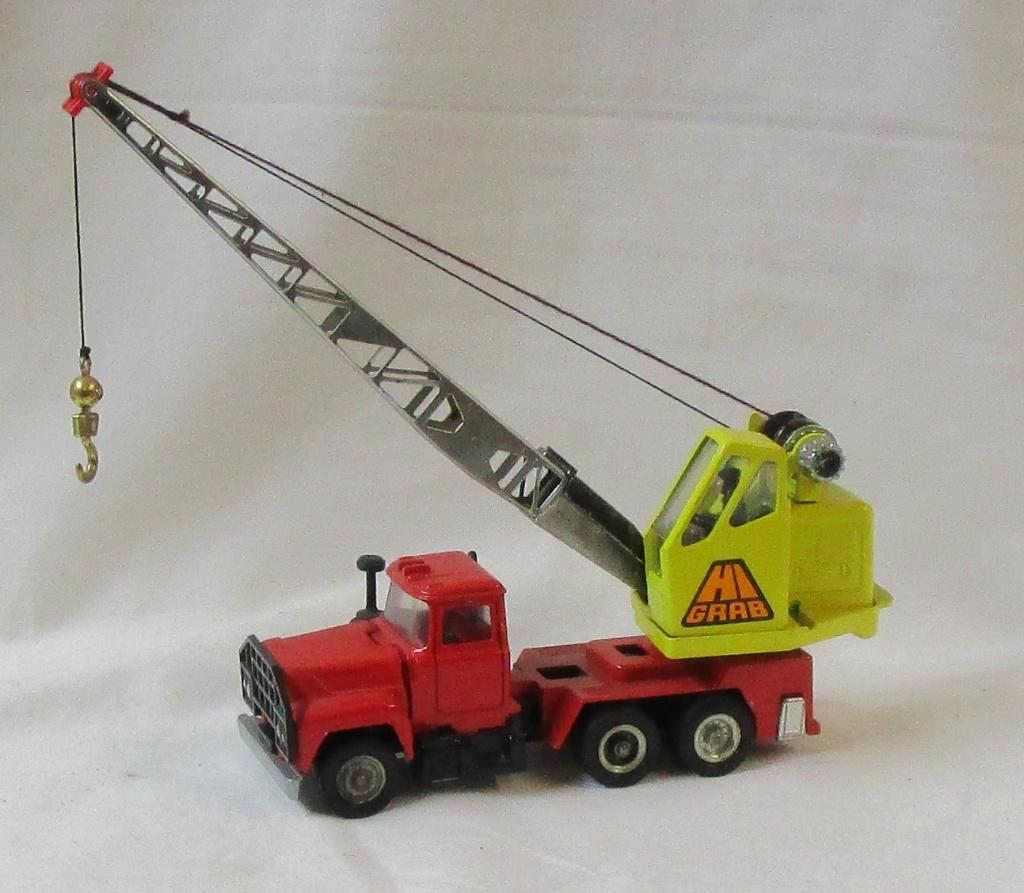Corgi major Toys 1154 Mack Priestman Crane Truck, Ophalen of Verzenden, Zo goed als nieuw, Bus of Vrachtwagen, Corgi
