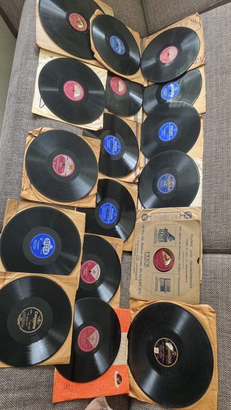 75 bakeliet muziek platen, Ophalen