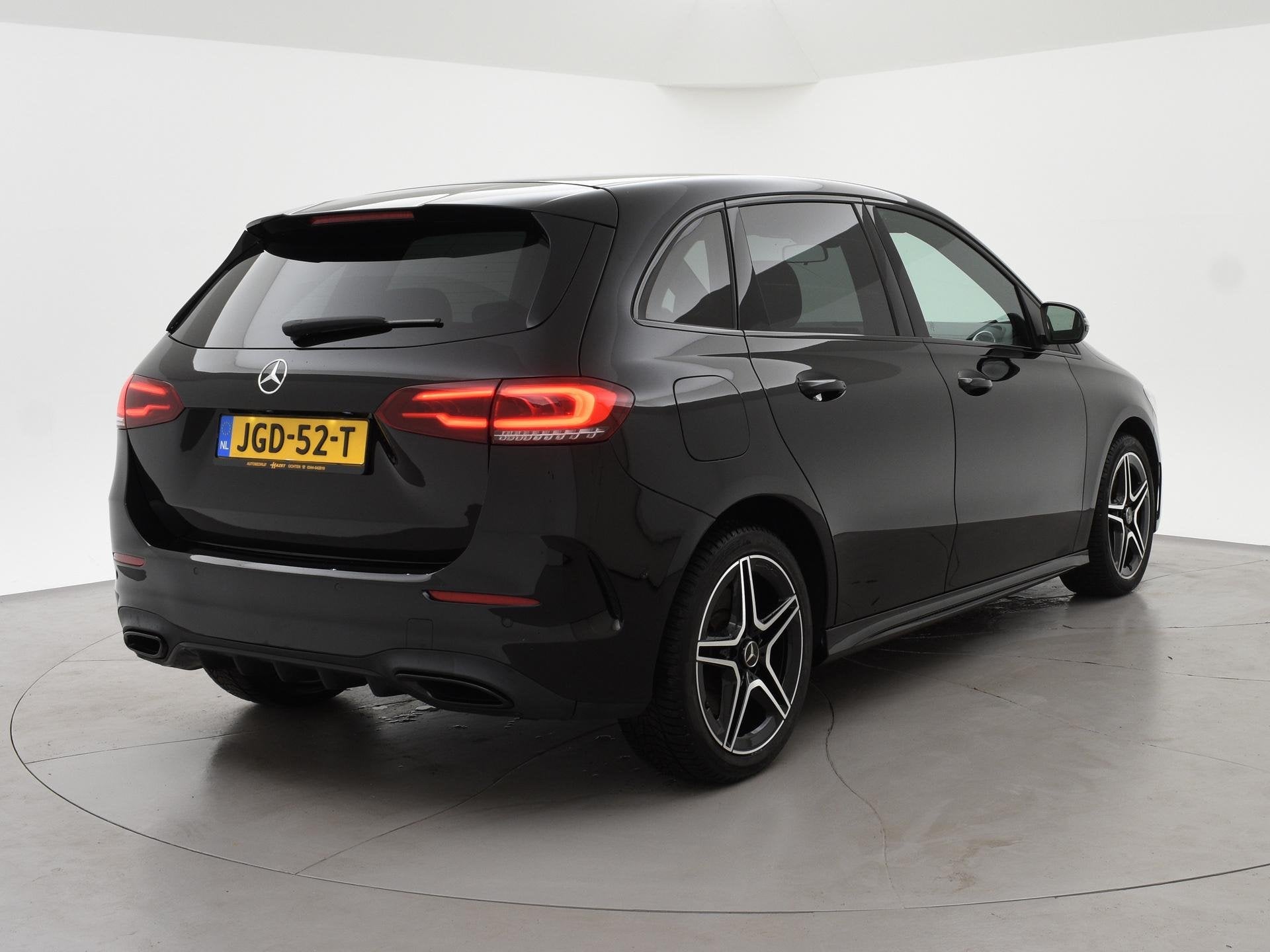 Mercedes-Benz B-klasse 250e 218 PK AMG NIGHT + SFEERVERLICHT, Stof, Gebruikt, Euro 6, 4 cilinders