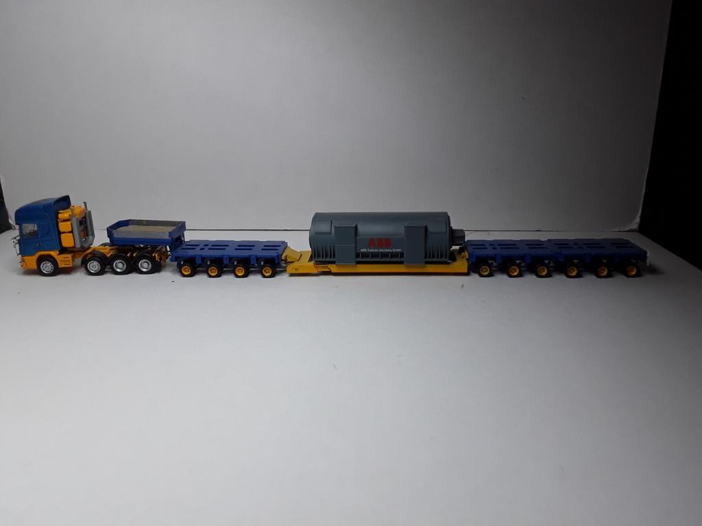 HERPA Scania R Toplne met Goldhofer platform oplegger, Hobby en Vrije tijd, Modelauto's | 1:87, Ophalen of Verzenden, Zo goed als nieuw