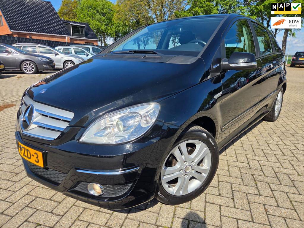 Mercedes-Benz B-klasse 160 BlueEFFICIENCY Business Class 201, Voorwielaandrijving, Euro 5, Stof, Zwart