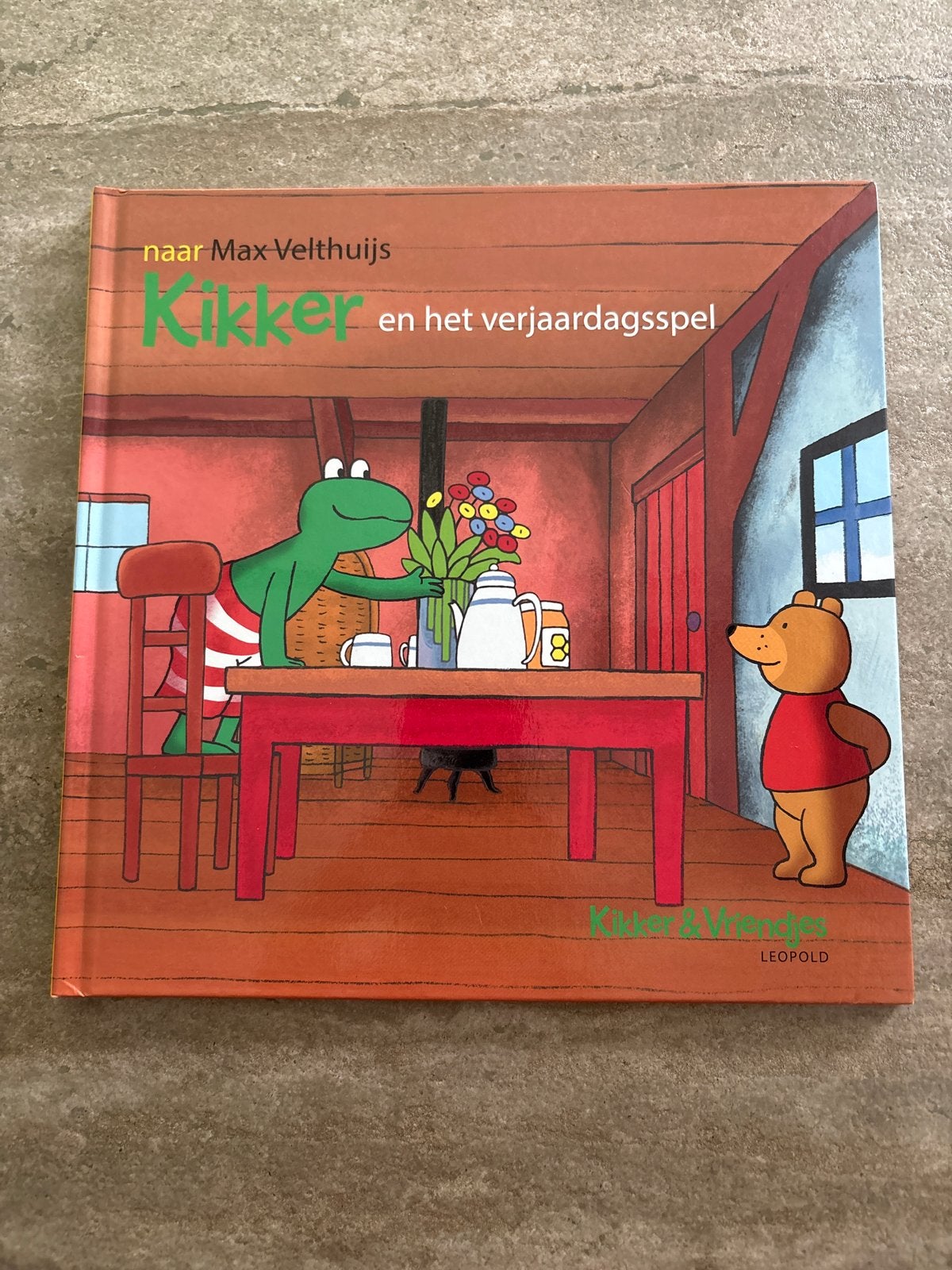 Kikker en het verjaardagsspel - Max Velthuijs, Ophalen of Verzenden, Zo goed als nieuw, Fictie algemeen