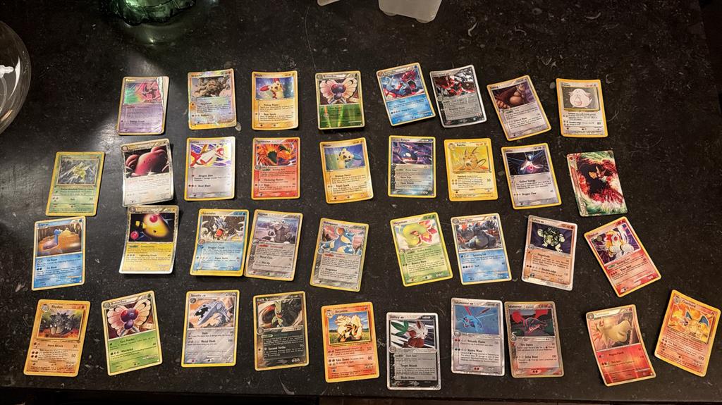Oude Pokemon Kaarten Te Koop! Charizard & EX Kaarten, Ophalen of Verzenden, Gebruikt, Losse kaart, Foil