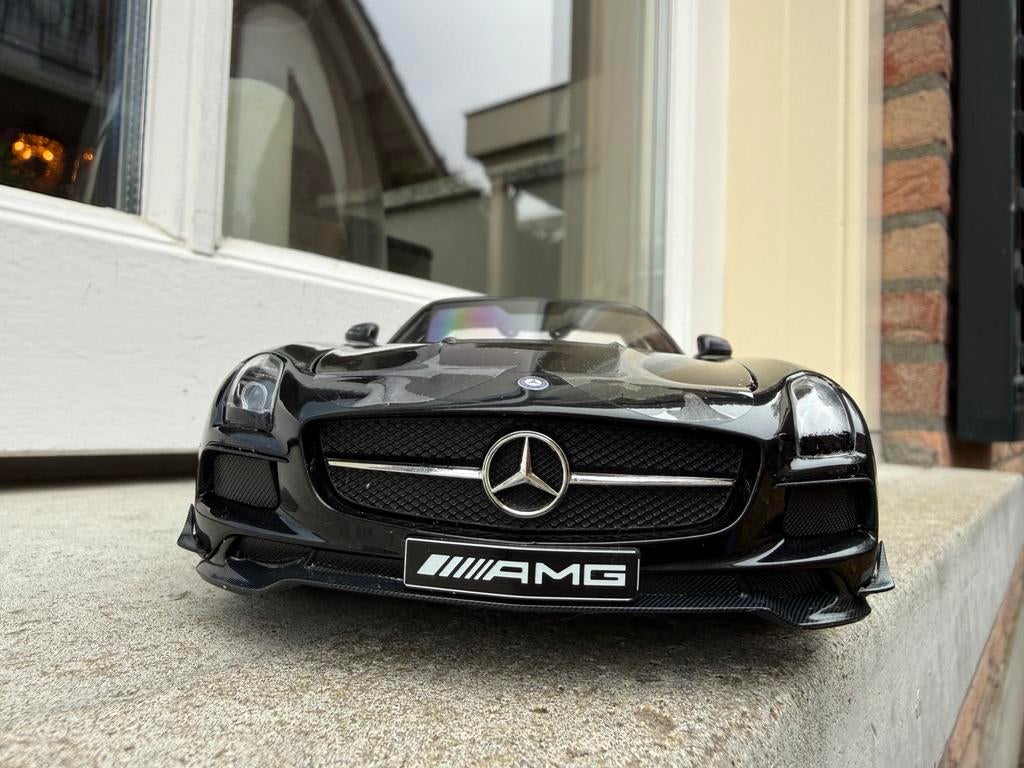 1:18 Mercedes SLS Black Series zwart 2013 Minichamps LE1002, Minichamps, Auto, Ophalen of Verzenden, Zo goed als nieuw