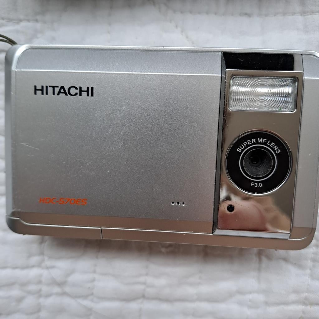 Hitachi TFT camera, Ophalen of Verzenden, Overige soorten, Overige merken, Minder dan 8x