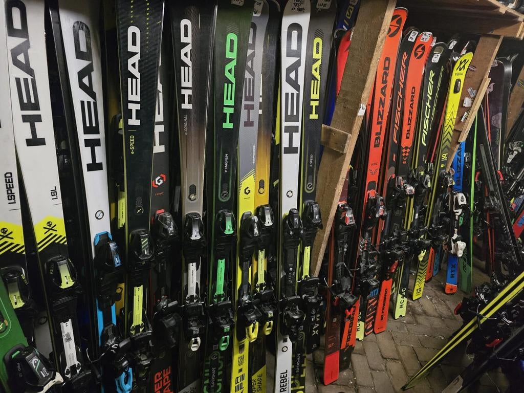 GROOTSTE VOORRAAD SKIS EN SKI SCHOENEN, Overige merken, Ophalen of Verzenden, Zo goed als nieuw, Carve