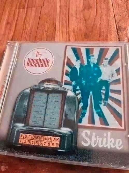 The Baseballs - Strike! CD, Ophalen of Verzenden, Zo goed als nieuw, Boxset