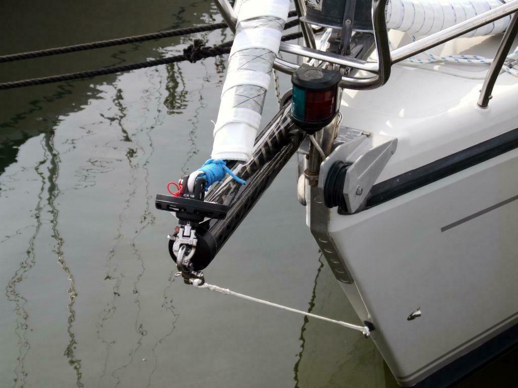 Carbon boegspriet, Watersport en Boten, Bootonderdelen, Ophalen of Verzenden, Nieuw, Dekbeslag, Zeilboot