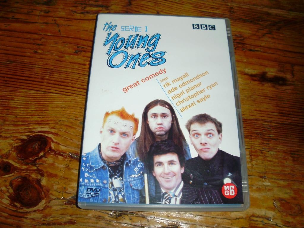 The Young Ones / dvd / serie 1 / seizoen / BBC, Alle leeftijden, Ophalen of Verzenden, Gebruikt