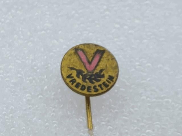 SP1975 Speldje Vredestein, Verzamelen, Speldjes, Pins en Buttons, Ophalen of Verzenden, Gebruikt, Overige onderwerpen