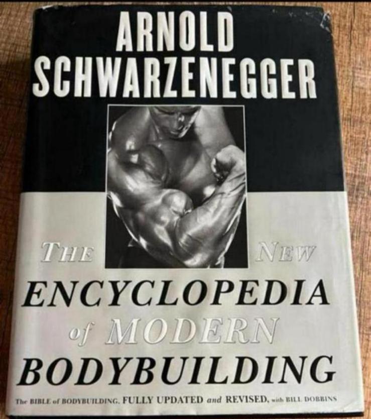 Arnold Schwarzenegger New Encyclopedia of Modern Bodybuildin, Boeken, Sportboeken, Zo goed als nieuw, Fitness, Ophalen of Verzenden