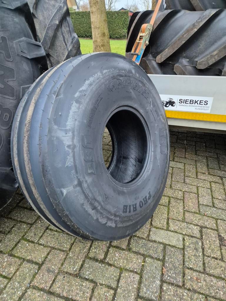 BKT 16.5L-16.1 Prorib 4rib nieuw uit voorraad leverbaar 16.1, Ophalen of Verzenden