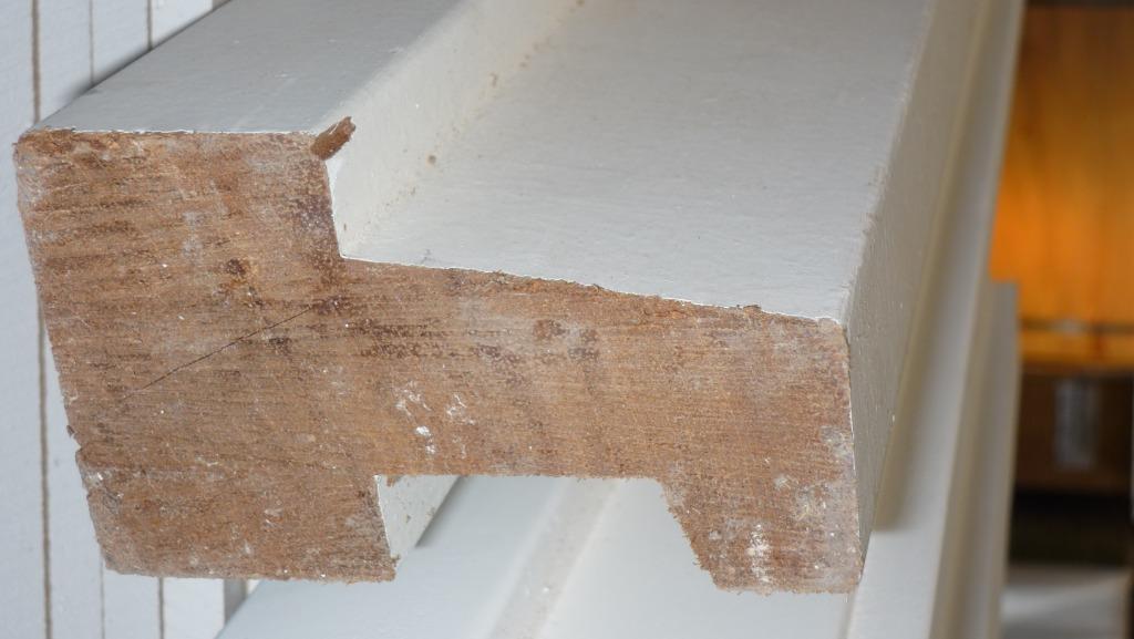 HARDHOUT KOZIJNHOUT GEPROFILEERD, GEVINGERLAST, WIT GEGROND, Doe-het-zelf en Verbouw, Ophalen, Minder dan 25 mm, Overige typen