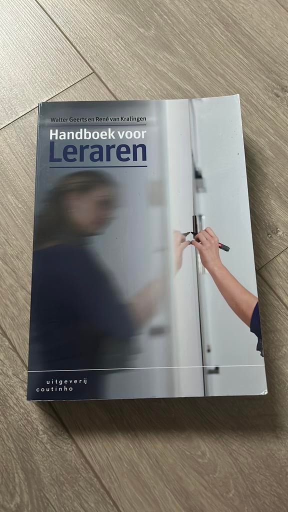 Walter Geerts - Handboek voor leraren, Walter Geerts; René van Kralingen, Sociale wetenschap, Ophalen of Verzenden, Zo goed als nieuw