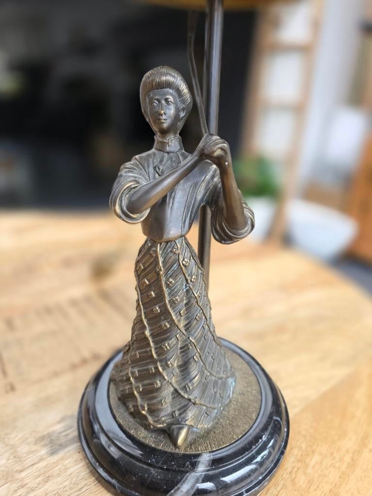 Antieke Art Nouveau Lamp met Bronzen Dame, Ophalen