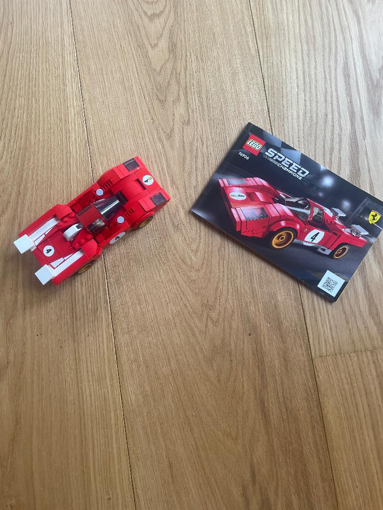 Ferrari LEGO auto 76906, Kinderen en Baby's, Speelgoed | Duplo en Lego, Ophalen of Verzenden, Zo goed als nieuw, Complete set