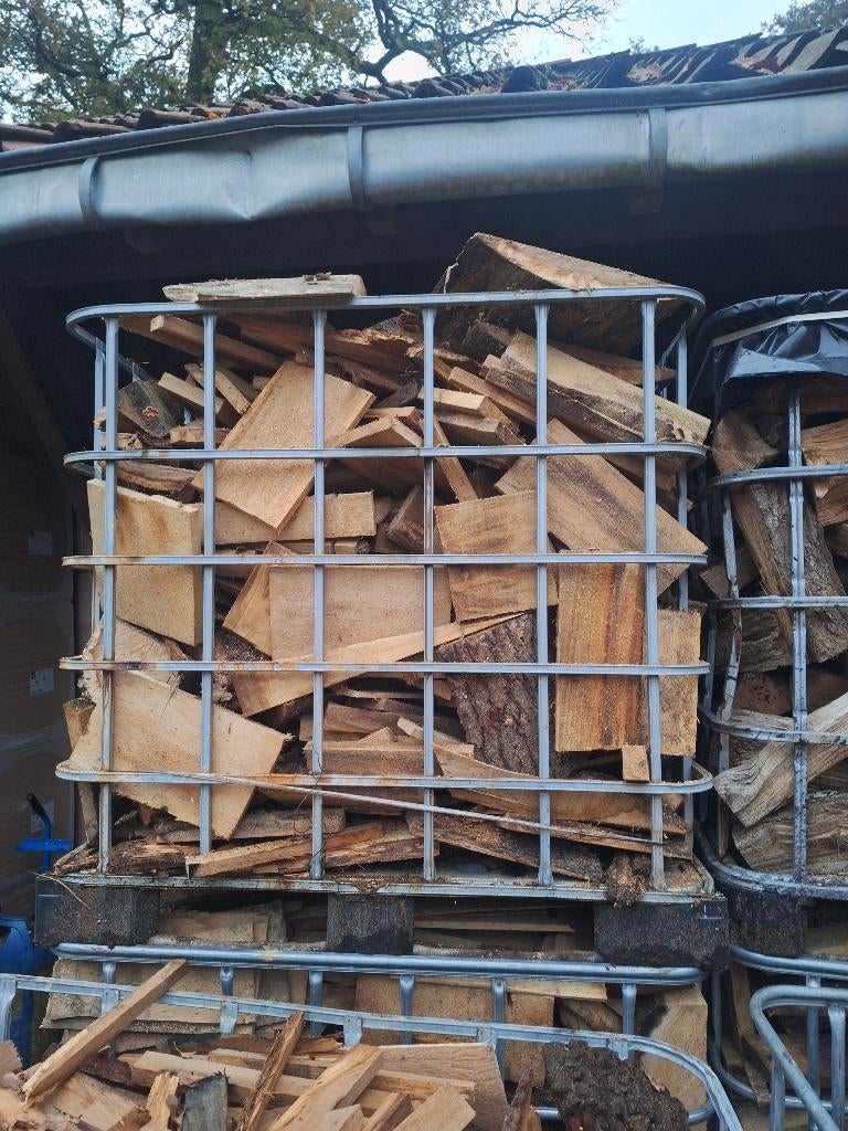 Eiken brandhout. zagerij restproduct, Tuin en Terras, Haardhout, Minder dan 3 m³, Ophalen, Eikenhout, Blokken