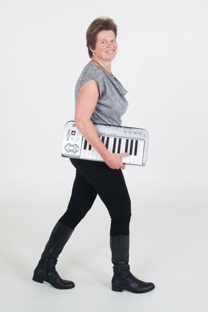 pianoles Hazerswoude-Dorp, Privéles, Toetsinstrumenten
