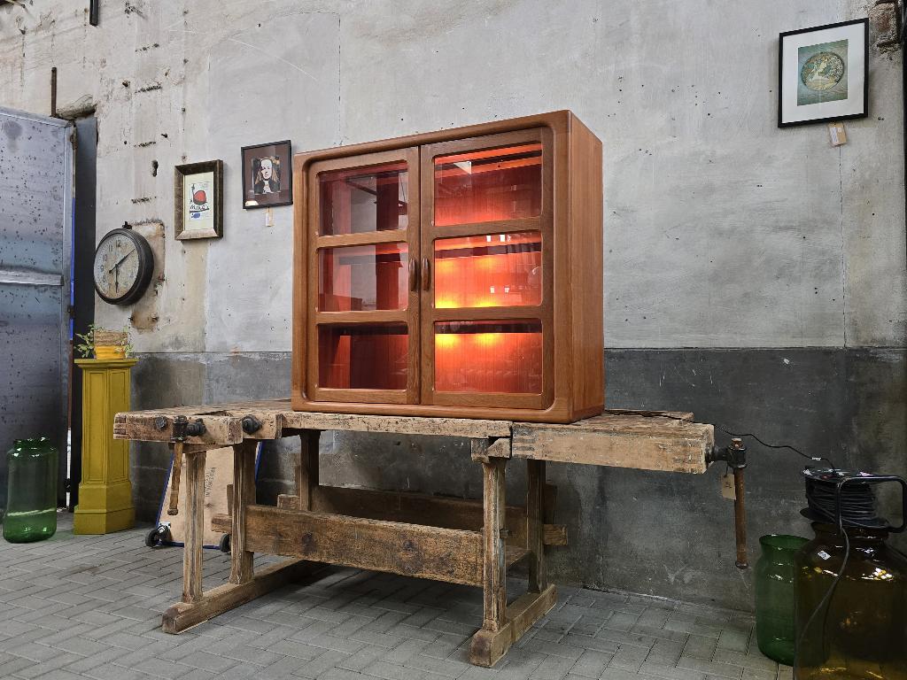 Dyrlund Deens '80 Design Hang Vitrine Kast Teak Hangvitrine, Grenenhout, 100 tot 150 cm, 100 tot 150 cm, Ophalen of Verzenden