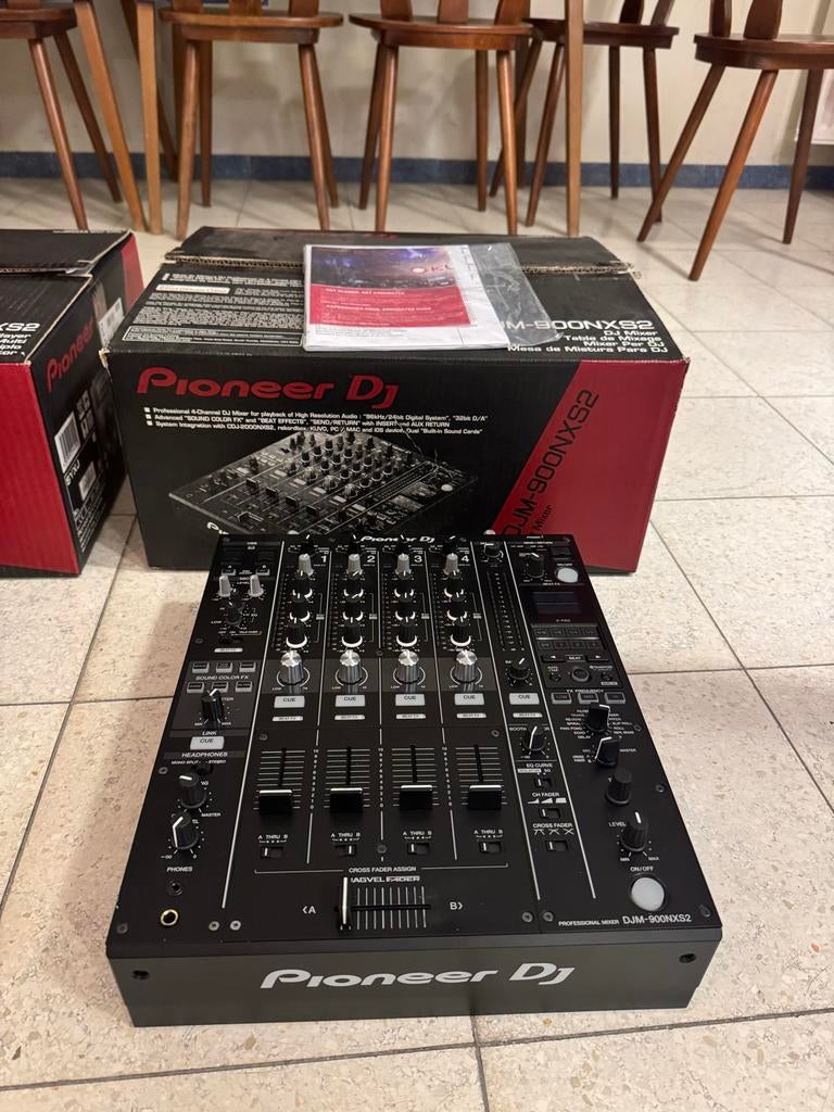 Te koop: Pioneer DJM-900NXS2 – Zeer goede staat, Muziek en Instrumenten, Mengpanelen, Zo goed als nieuw, 5 tot 10 kanalen, Microfooningang