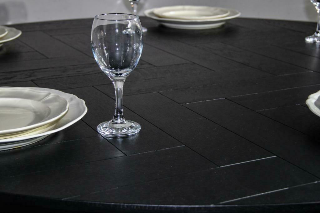 Modern ronde zwarte visgraat tafel maatwerk, Ophalen of Verzenden, Nieuw, Rond, Modern