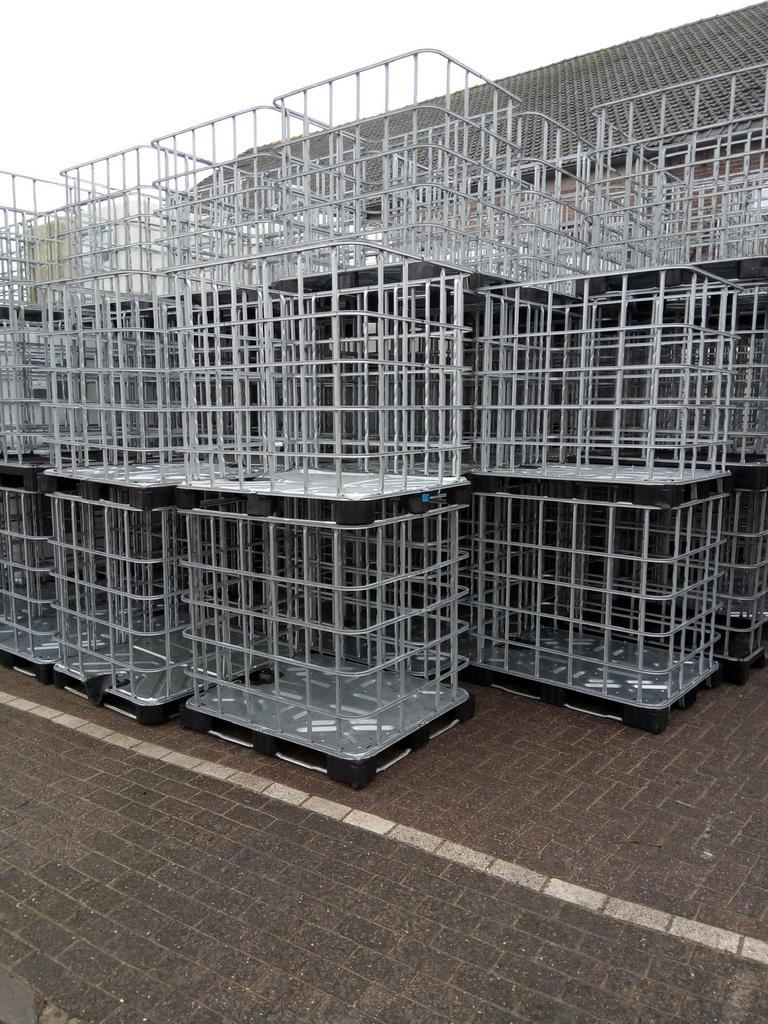 IBC vaten / kratten BEZORGING MOGELIJK, Gebruikt, 100 cm of meer, 60 cm of meer, Ophalen of Verzenden