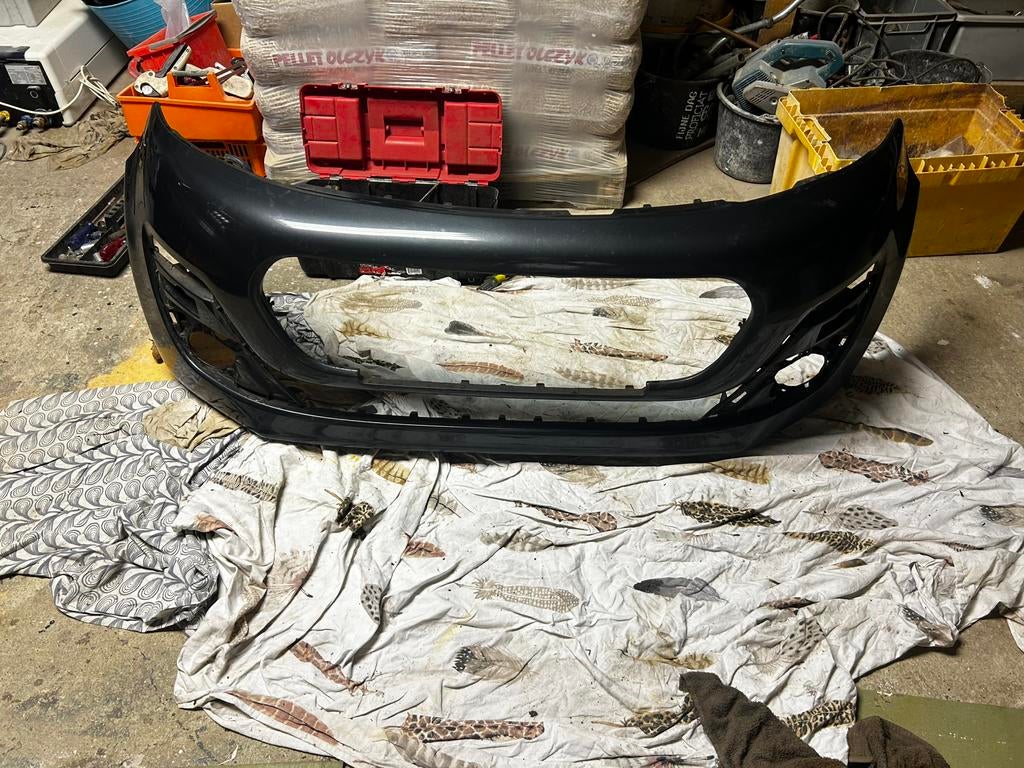 Blanco bumper peugeot 107, Auto-onderdelen, Ophalen, Gebruikt, Voor, Bumper