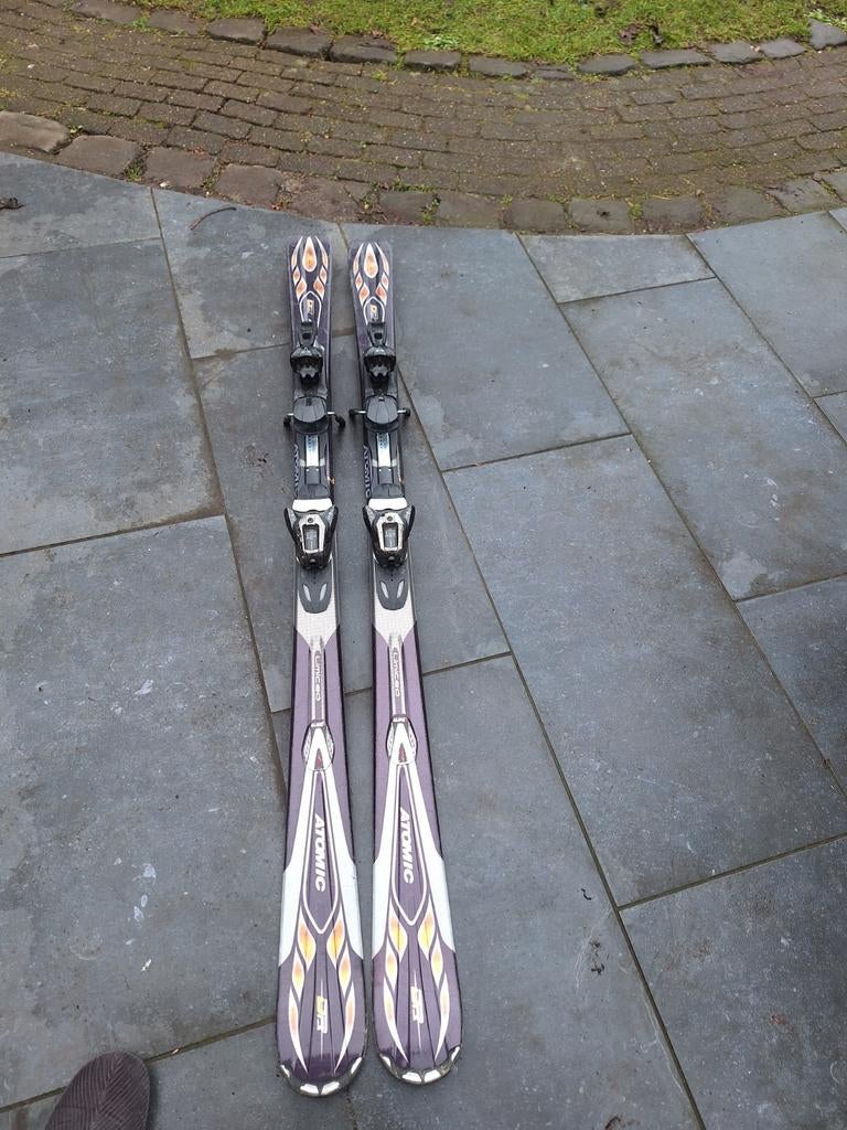 Atomic Ski's - Goed onderhouden, Ophalen, 140 tot 160 cm, Gebruikt, Carve