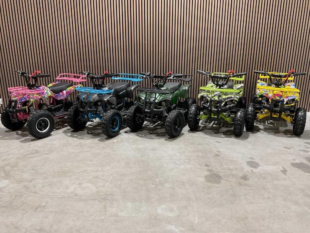 2025 Ultra Motocross Met rekje ATX 49 Quad, Motoren, Quads en Trikes