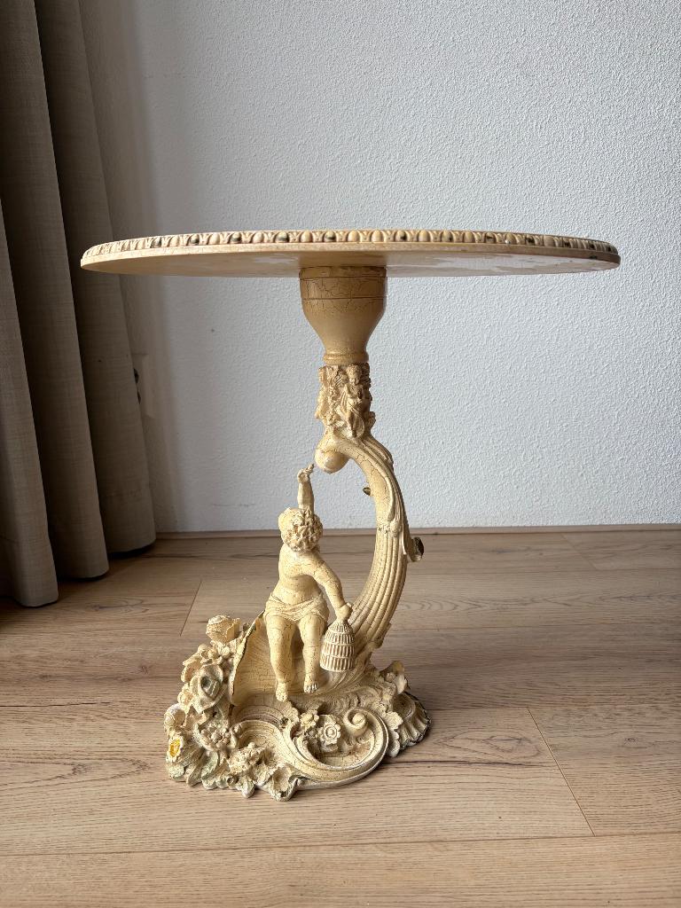 Oud Italiaans vintage tafeltje!, Ophalen