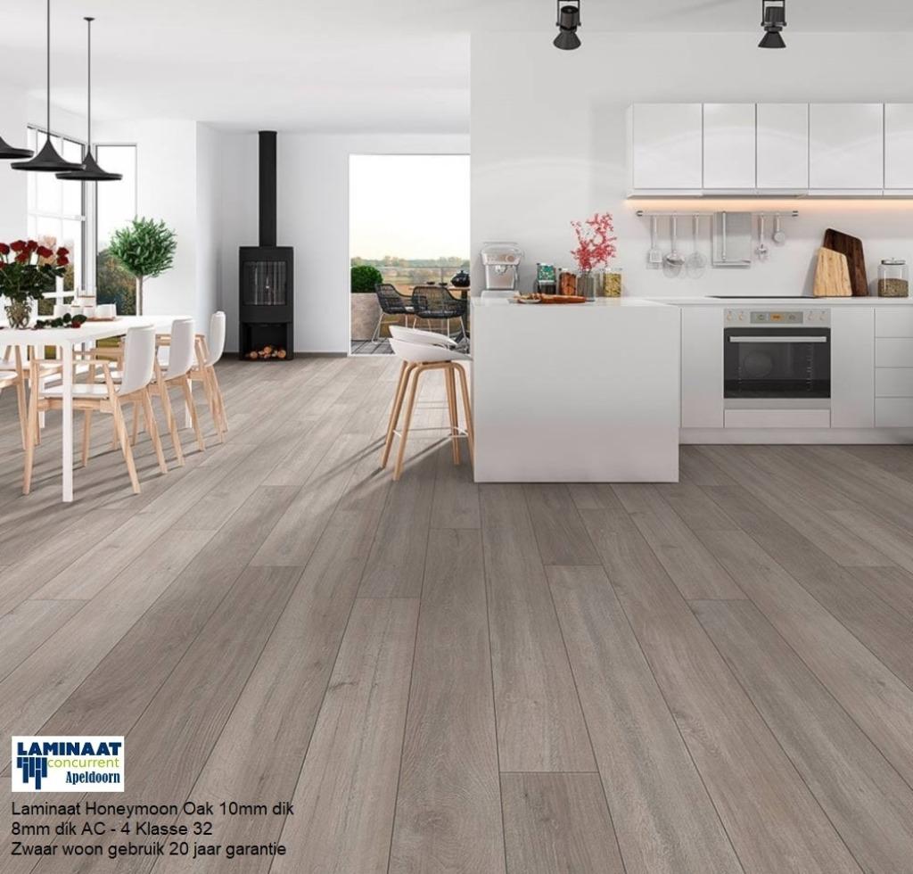 Laminaat Honeymoon 10mm dik massieve plank €11,95m2, 75 m² of meer, Nieuw, Ophalen of Verzenden, Grijs