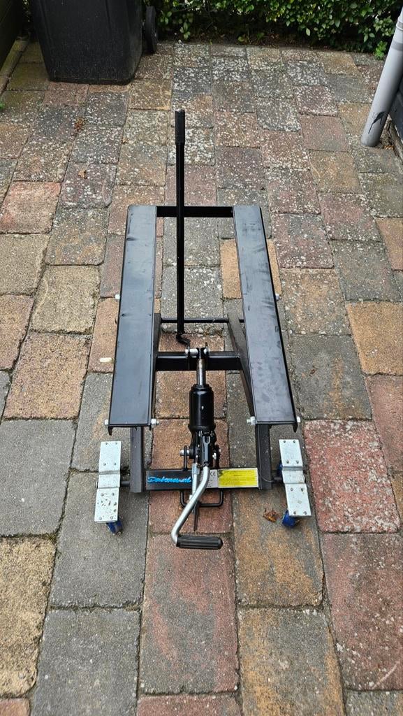 Motorlift voor Custom Bikes - Verrijdbaar & Stabiel, Ophalen