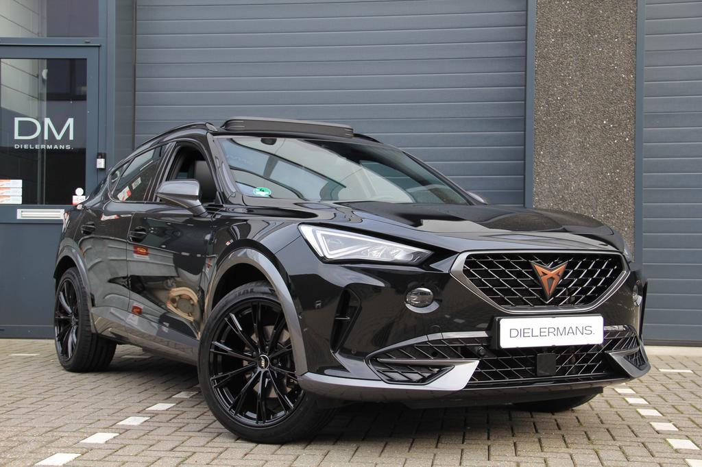 Cupra Formentor 1.4 e-Hybrid | Full Black | Trekhaak | BTW!, Auto's, Cupra, Zwart, 4 cilinders, Alcantara, Zwart