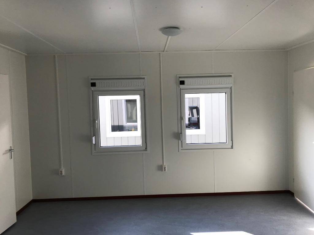Te Huur Zeer Luxe Woonunit van 66 m² met 3 slaapkamers, Ophalen